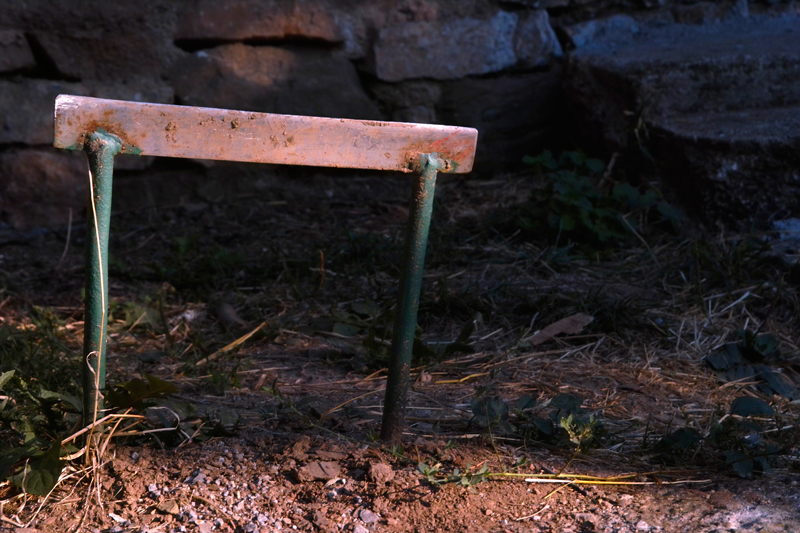 Стъргалотото блести чисто, защото калта е суха.